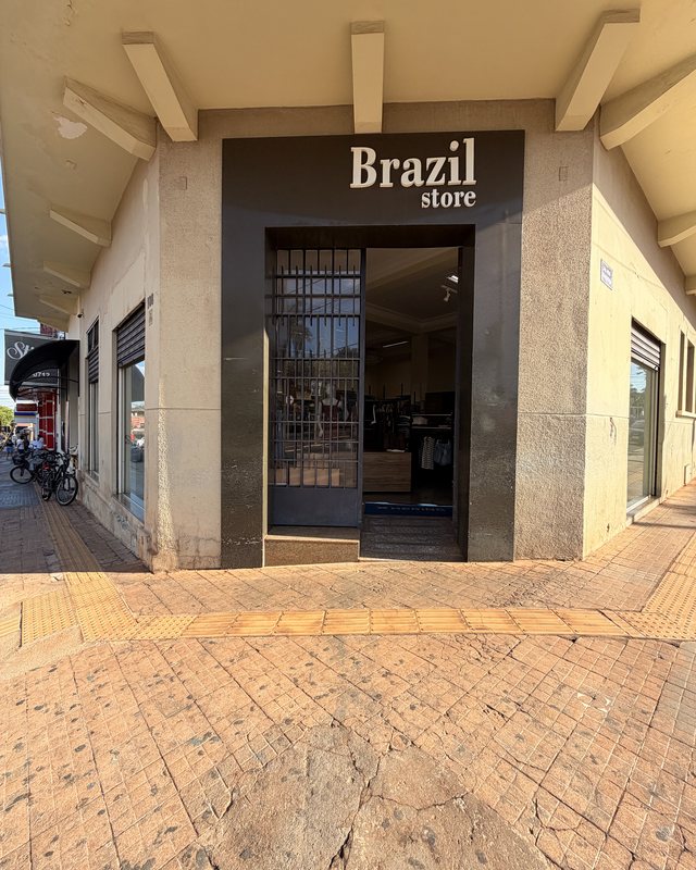 Fachada da Brazil Store, na Rua 7 de Setembro, 108, em Colina